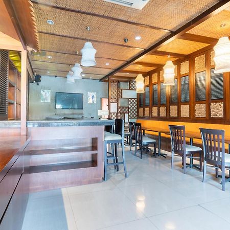 Hotel OYO Flagship 3869 Metro House Sub Surabaya Esterno foto
