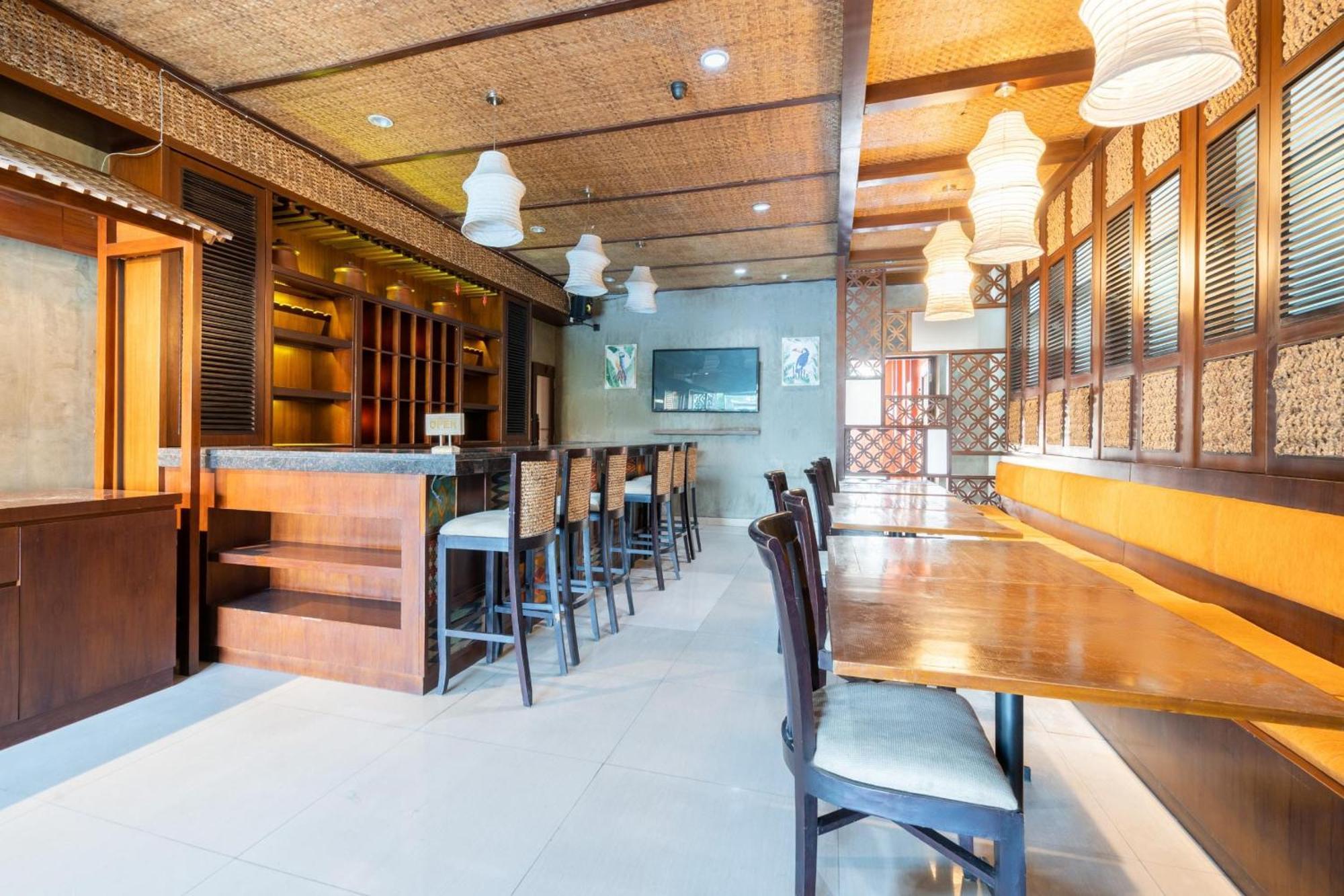 Hotel OYO Flagship 3869 Metro House Sub Surabaya Esterno foto