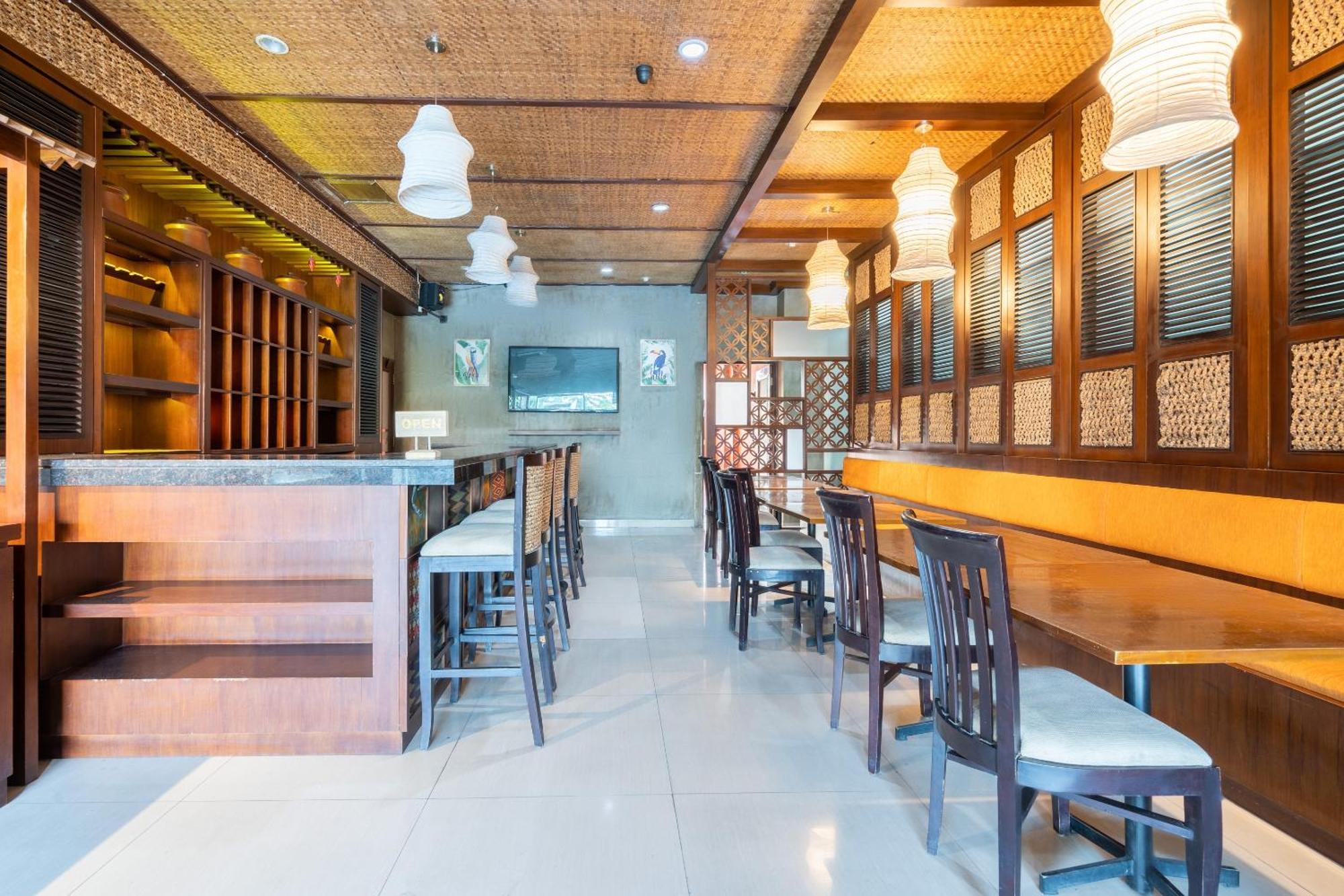 Hotel OYO Flagship 3869 Metro House Sub Surabaya Esterno foto