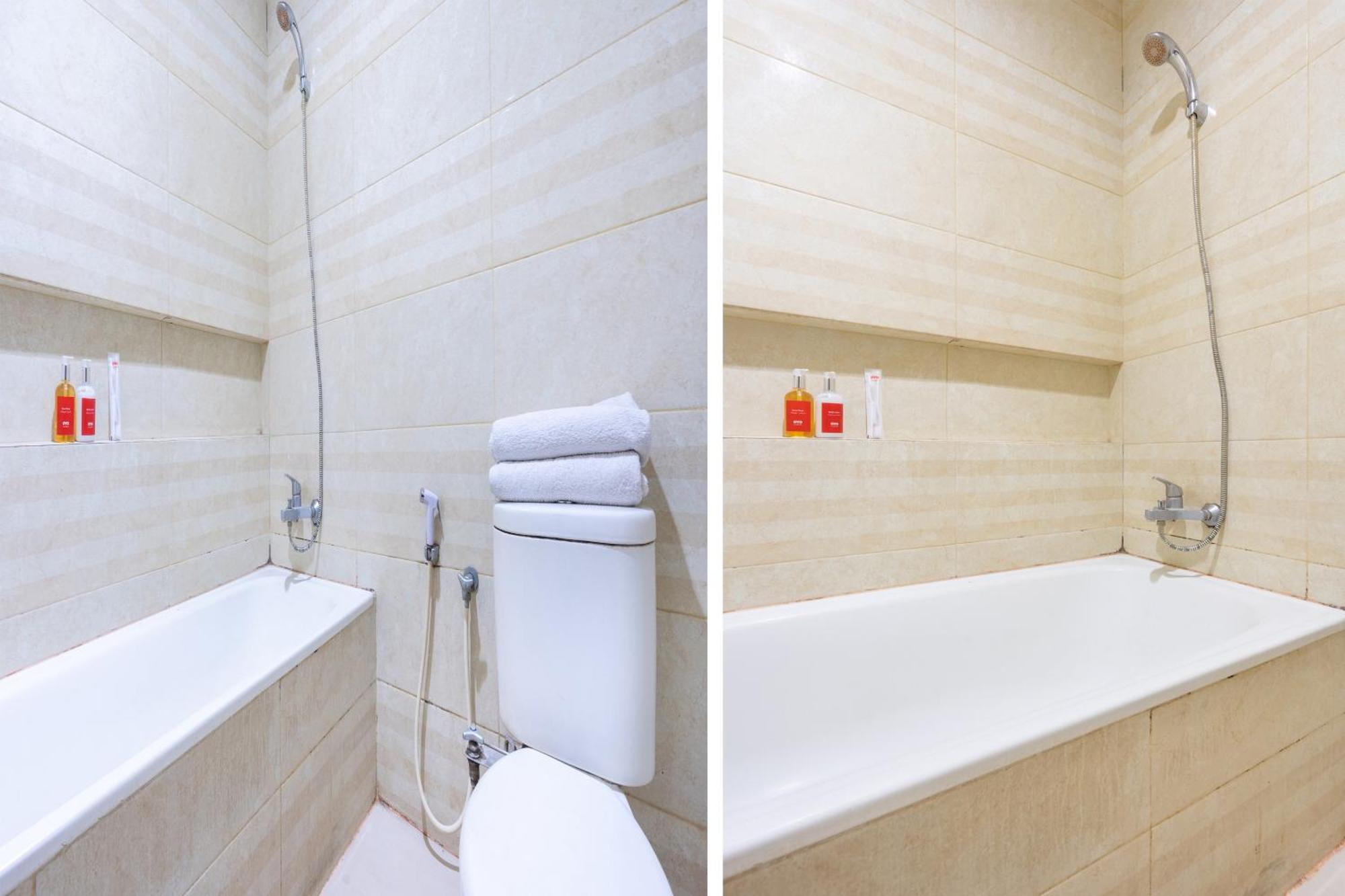 Hotel OYO Flagship 3869 Metro House Sub Surabaya Esterno foto