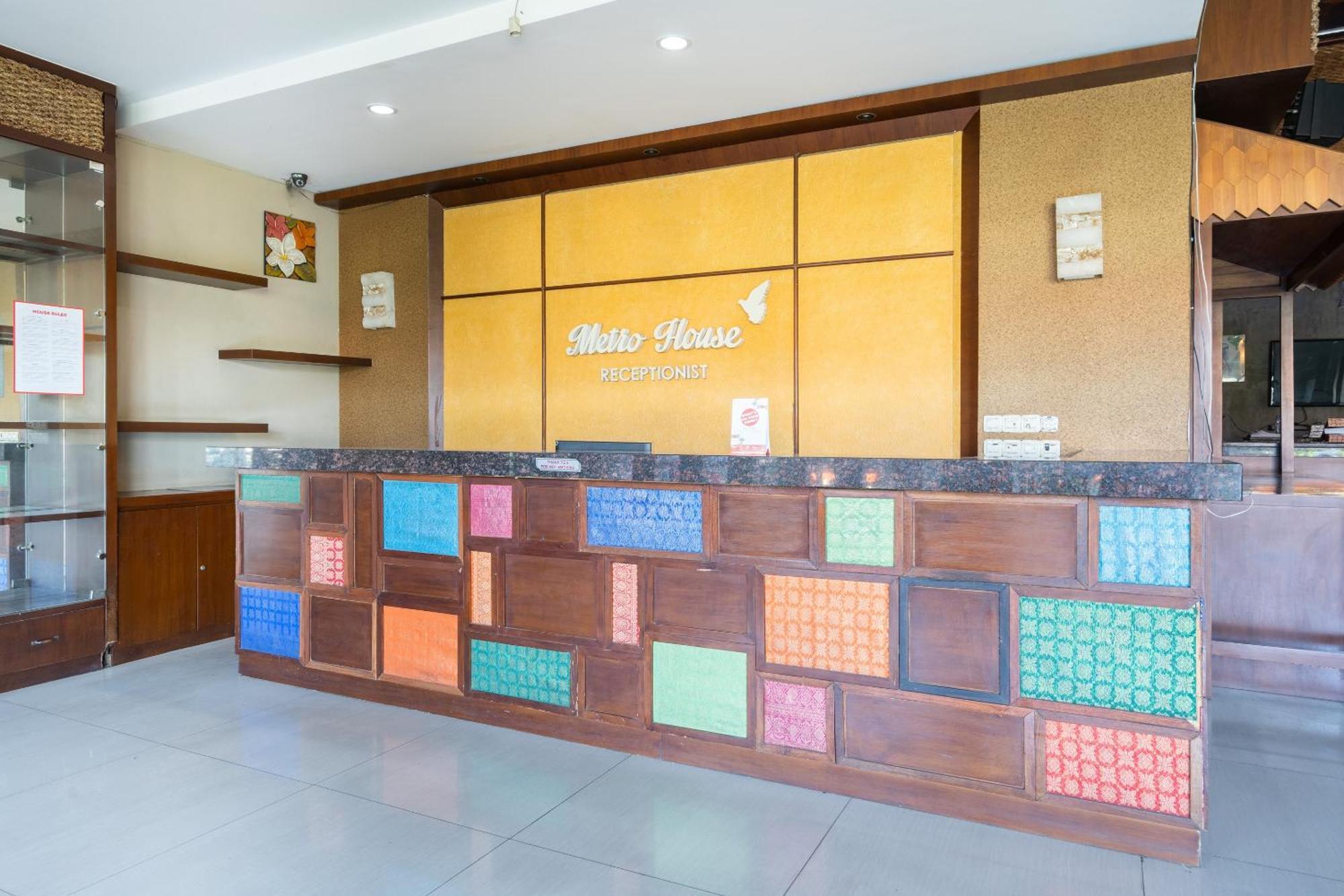 Hotel OYO Flagship 3869 Metro House Sub Surabaya Esterno foto